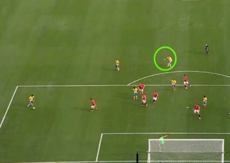 Brasil visto de cima: Neymar abre os braços em vão e arrisca pouco em adeus melancólico da Seleção