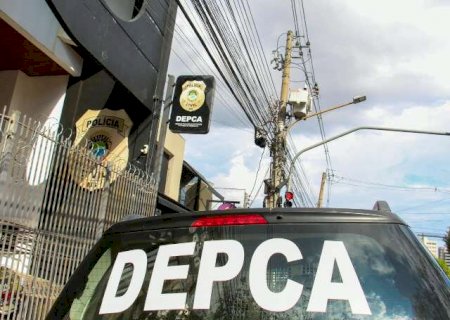 M&atilde;e acusa monitora de dar tapa em crian&ccedil;a autista dentro de escola municipal
