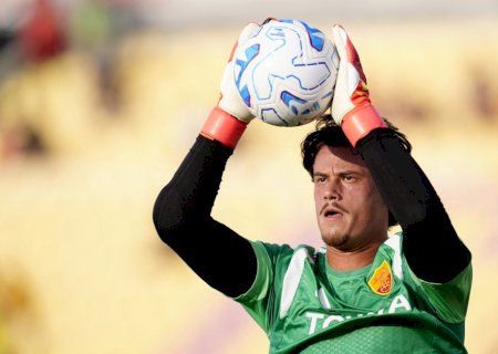 Entenda por que o melhor goleiro do Campeonato Italiano não joga por seleções