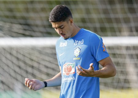 Jair revive infância com Bontempo em reencontro na Seleção: "Se não fosse ele, eu não estaria aqui"