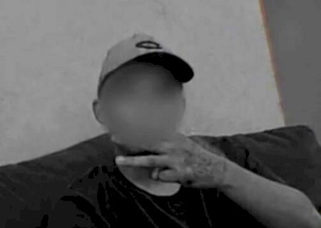 Adolescente de 17 anos &eacute; executado a tiros por dupla de bicicleta