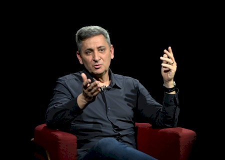 Corinthians faz acordo com Carlos Leite, e dívida com empresário se aproxima de R$ 100 milhões