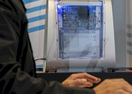 Novo computador quântico educacional passa a ser usado no Senai