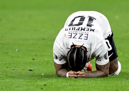 Por outro ângulo: veja pênalti perdido por Memphis e reação da torcida do Corinthians atrás do gol