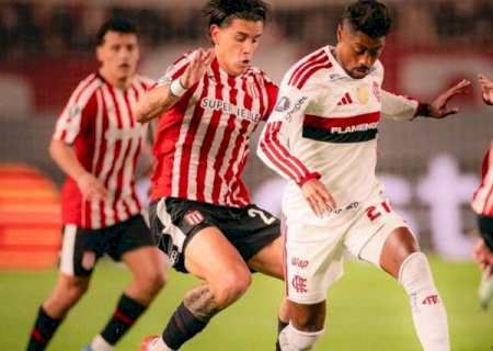 Flamengo segura pressão do Estudiantes e empata na Libertadores
