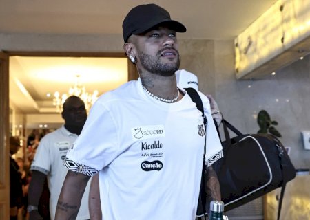 Neymar revela plano para quando se aposentar e diz que não gosta de ver futebol na TV: "Passo raiva"