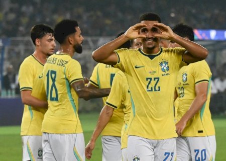 Samuel Lino explica pouca comemoração nos gols do Brasil e diz não temer concorrência