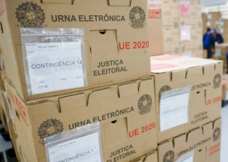 Tribunais distribuem urnas e preparam seções para eleição