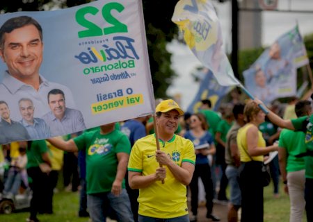 Encontrão 22 reúne milhares de pessoas na Capital e Coronel David intensifica apoio por Flávio Bolsonaro